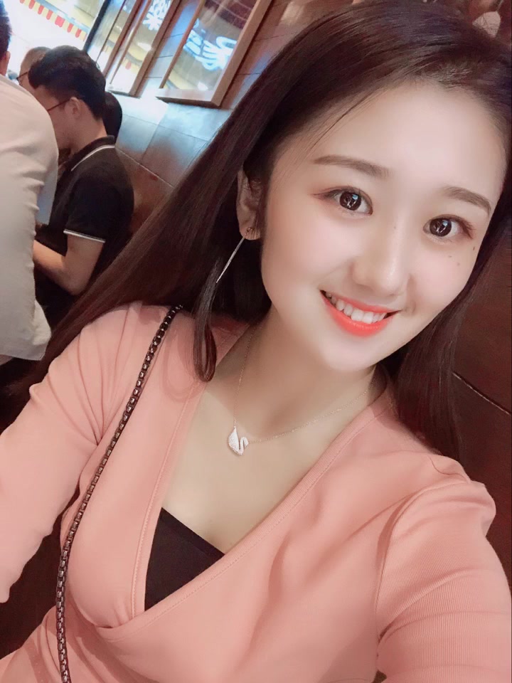 朝阳清纯可爱的妹子